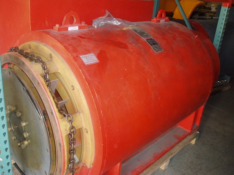 650 KW Kato alternator, 1200 RPM, 13200 Volts, 60 Hz for Sale Surplus