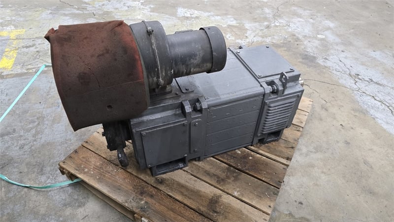 150 HP 1750 RPM Sabina, DC motor, 500 Volts, blower & filter