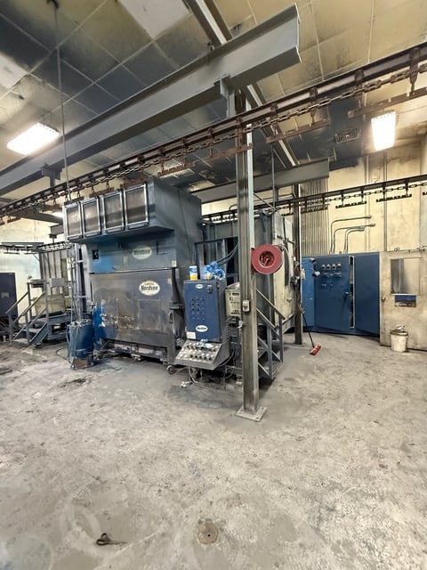 Nordson #Excel-2001, powder coating booth with 3 color change modules