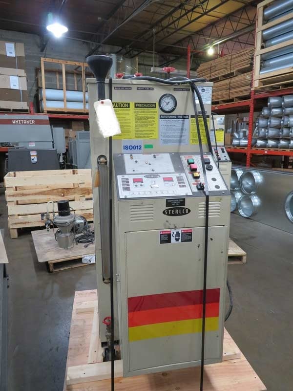 12 KW Sterlco #M9016-H1, Oil Temperature Control Unit, Single Zone, Heat & Cool, 100 psi, 400&deg;F max Temp., 1