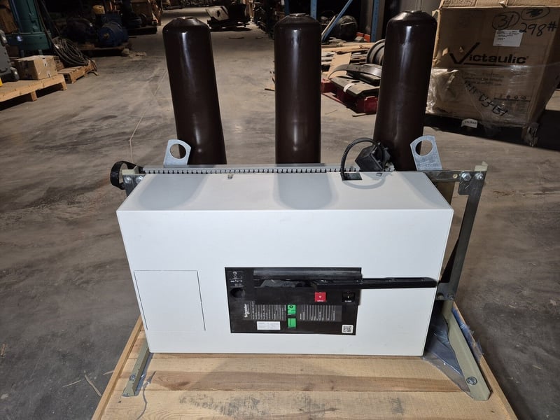 630 Amps, Schneider Electric, SF1 T2 (280mm), circuit breaker, 24 KV, 125 KV, 25 KA, new surplus