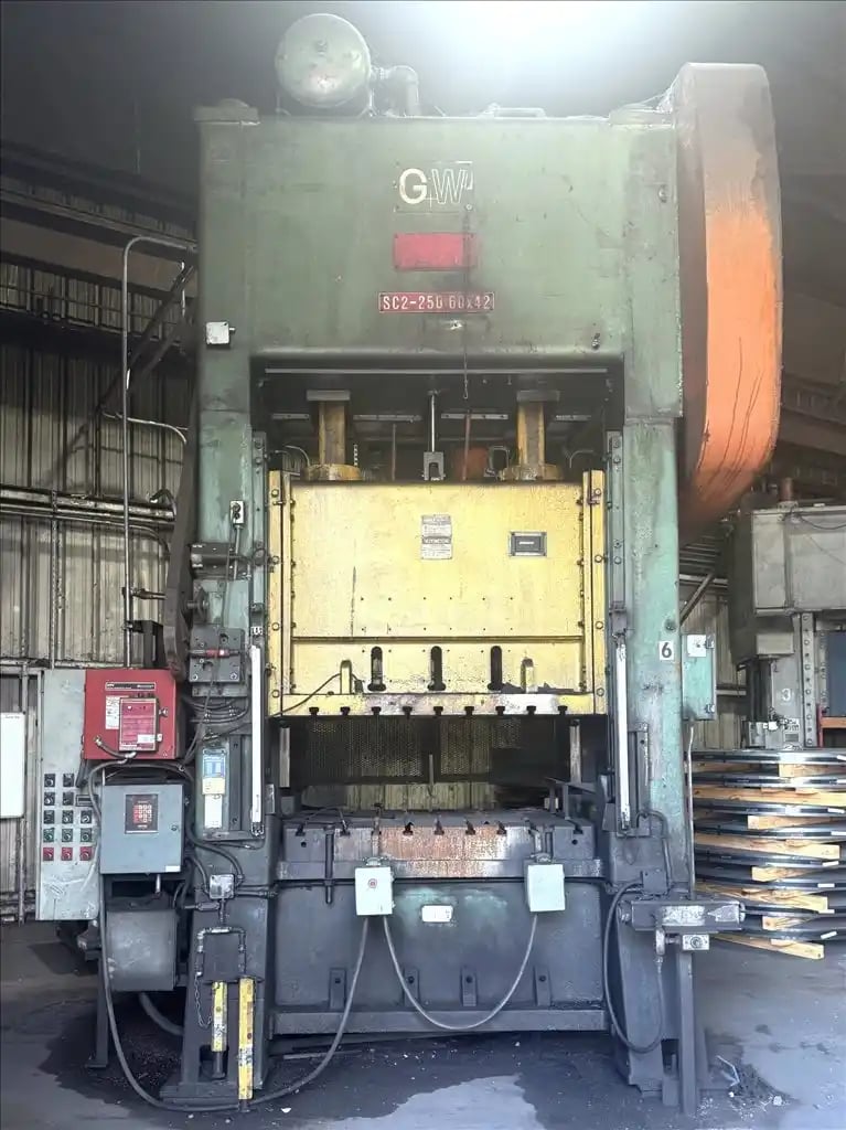 250 Ton, Bliss #SC2-250, straight side double crank press, 8" stroke, 10" slide adjustment, 60" x 42" bed