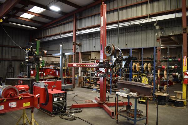 10' x 10' WeldWire #WWM-1010LD, welding manipulator w/ Lincoln subarc package, free standing x-base