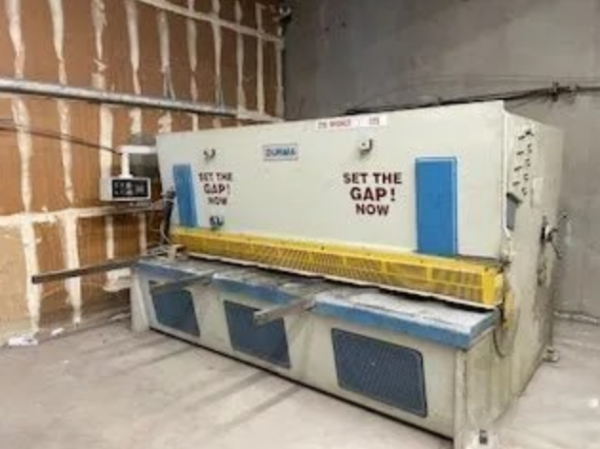 1/2" x 10' Durma #DHGM-3013, Hydraulic Shear, 11 SPM, 14 holddowns, 39" Back Gauge, 40 HP, front operated