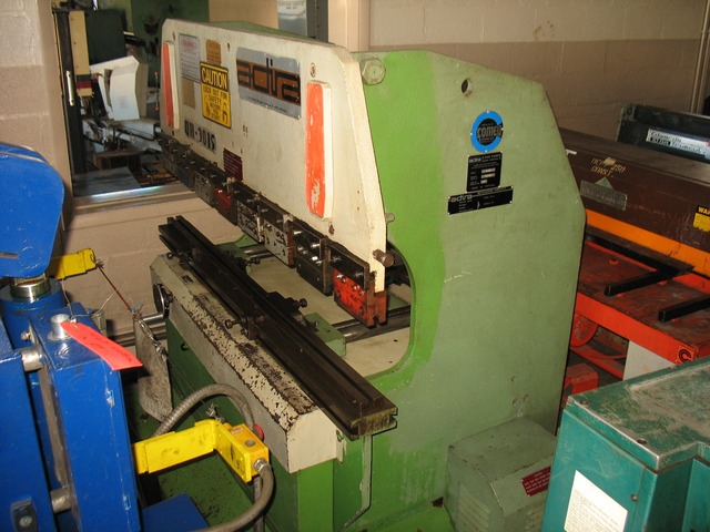 33 Ton, Adira #QH-3015, Hydraulic Press Brake, 43" between housing, 4" stroke, 6.7 HP, 230 V., front operated