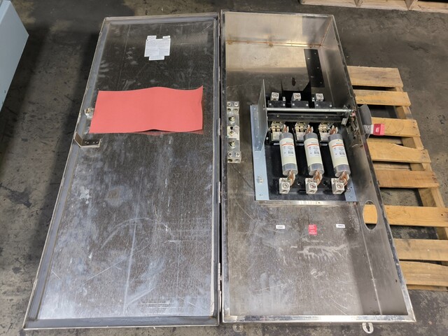 400 Amp. General Electric, TH3365SS, Fusible Safety Disconnect