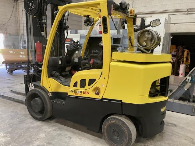 15500 lb. Hyster #S155FT, forklift, 6' & 4' forks, propane, solid tire, 2014
