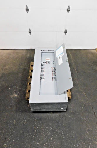 250 Amp. General Electric, Spectra Series, panelboard, 4-wire, 277 Volts, 3 phase