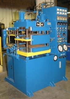 20 Ton, Wabash, hot press w/opt 5 ton cold press, (2) 2.75" htd daylight, (1) cooled 9" daylight, #2283