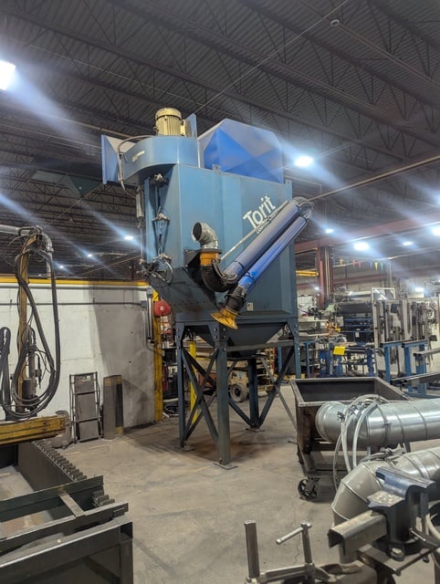 5000 cfm Donaldson #DFO3-12, dust collector w/ Plenum for welding, 20 HP, 12 canister style filter