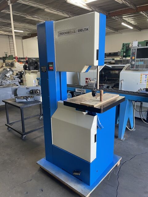 20" x 12" Rockwell Delta #28-3X0, Vertical Band Saw, 12" x 12" Table, 2 HP, 3000 FPM