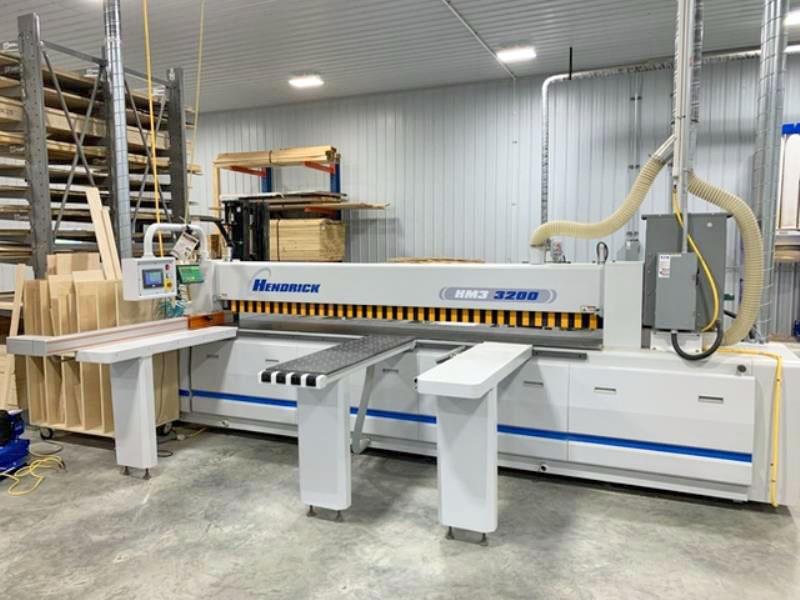 Hendrick #HM3-3200, Front Load Panel/Beam Saw, 126" L x 3" D Cut capacity, 14" diameter x 3" bore Main & 7"