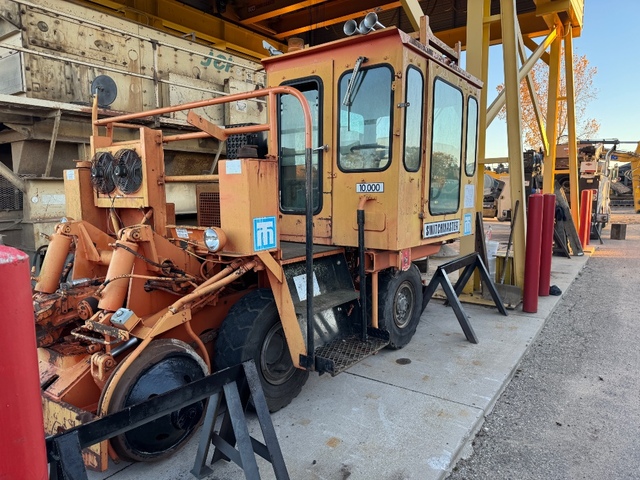 Switchmaster Train Railcar Mover, Switchmaster #10000, Detroit Diesel, 2394 hours, 1989 ...