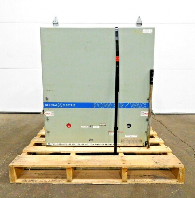 1200 Amps, General Electric, VB-7.2-500-3, Power VAC Circuit Breaker, 8.25 KV, 125 VDC