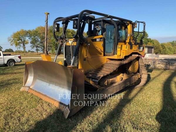 Caterpillar D6T, 4577 hours, S/N: MB500353, 2019