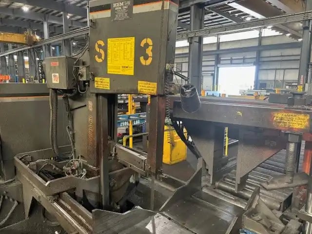 18" x 24" HEM #VT120HA-60 Smart saw, automatic vertical band saw with mitering, coolant system, 2008