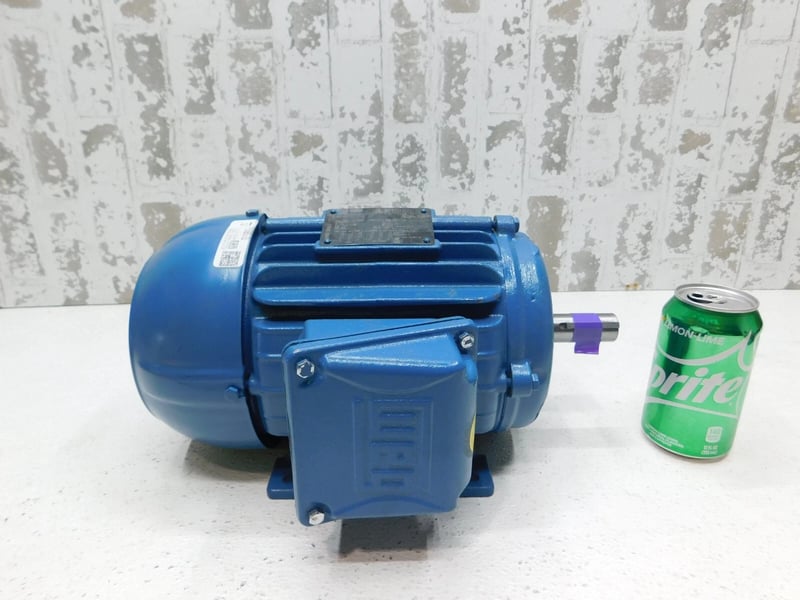 2 HP 1750 RPM WEG W22, Frame 143/5T, TEFC, 1.25 service factor, 3 phase, 230/460 Volts, new