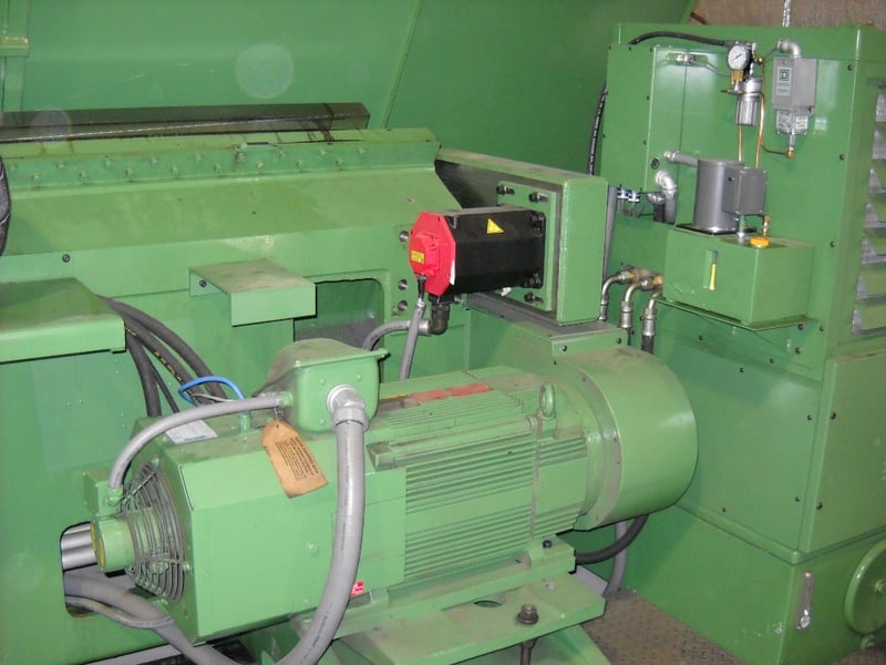 Cincinnati #Cinturn-28U, Fanuc CNC, 3-jaw 18" chuck, 10" hole, 100" cc, tailstock, remfr 2025, 1 yr warr