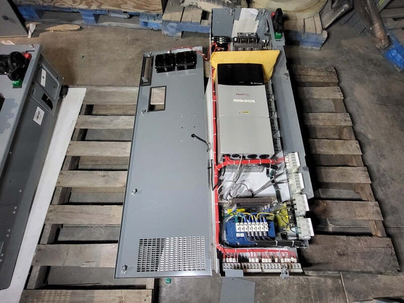 30 HP Allen-Bradley, Normal Duty VFD, 2162R MCC Bucket, 600 Volts, 32 amps, 3PH, (2 available)