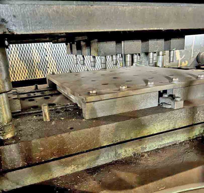 100 Ton, Heim #S100-30x80, straight side notch and pre-punch press, 80" x30" bed, 10 HP, air clutch
