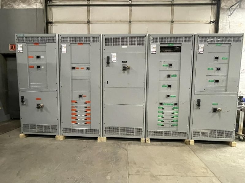2000 Amps, Siemens #SB, Low Voltage Switchboard, 480Y/277 Volts
