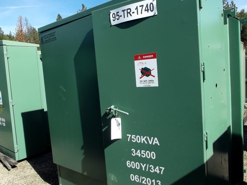 750 KVA 34500 Delta Primary, 600Y/346 Secondary, Taps (2) 2.5% a & bn pad (new)