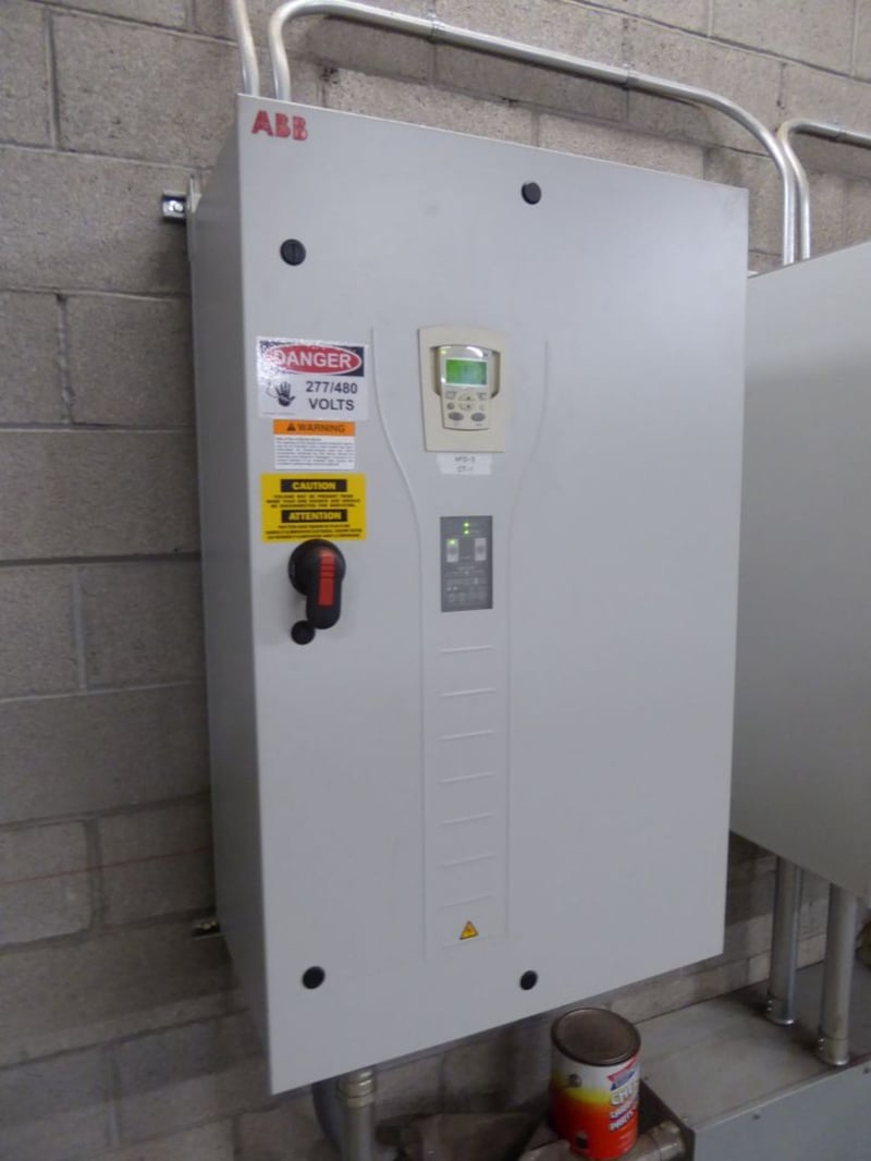 75 HP ABB, ACH550-BD-097A-4, VFD, 480 Volts, 96A, enclosed, 2007 (3 available)