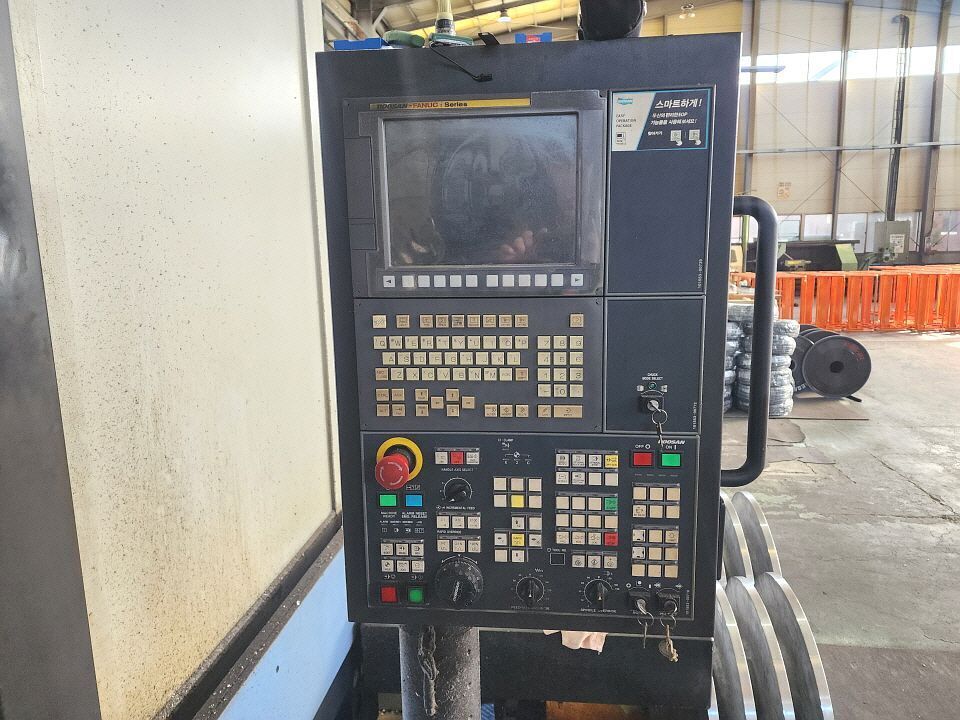 Used Daewoo Doosan CNC Vertical Boring Mills & Turning Lathes For Sale ...