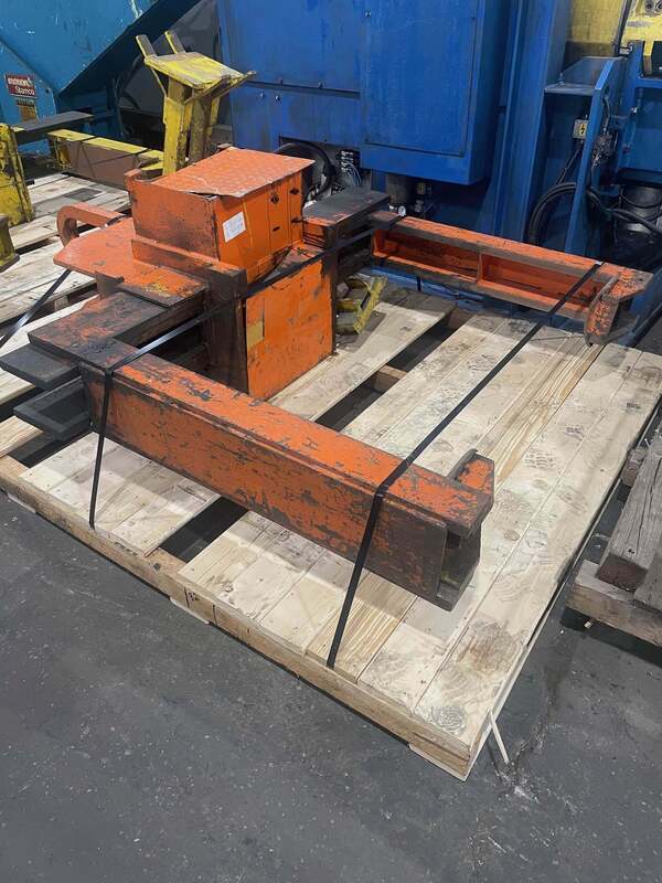 40000 lb. Cady 40-56-72, coil lifter, 72" width, motorized open/close