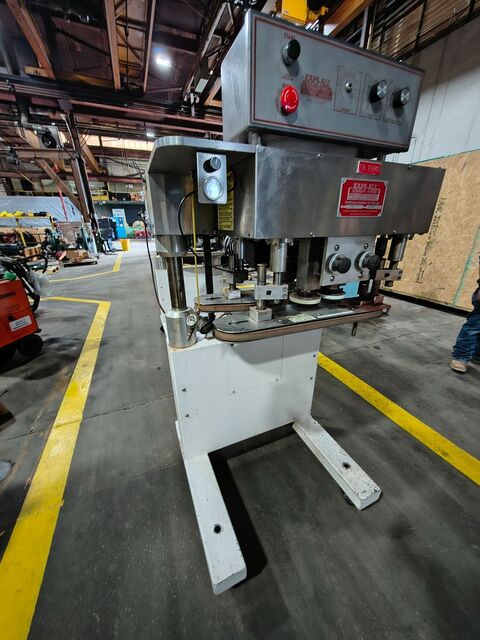 Kaps-All #F4, retorquer machine, 4-spdl, 80 BPM