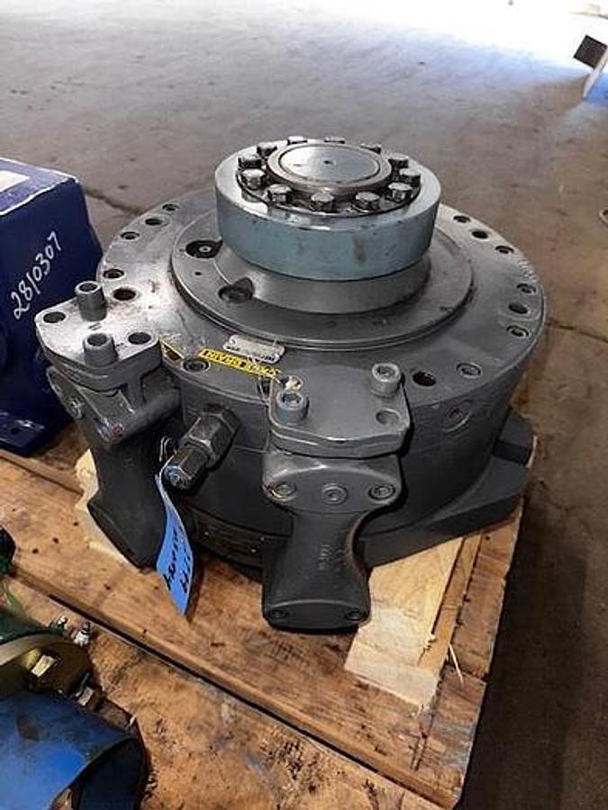 Hagglunds #HMSS-455, Hydraulic Motor Drive, 4640 PSI