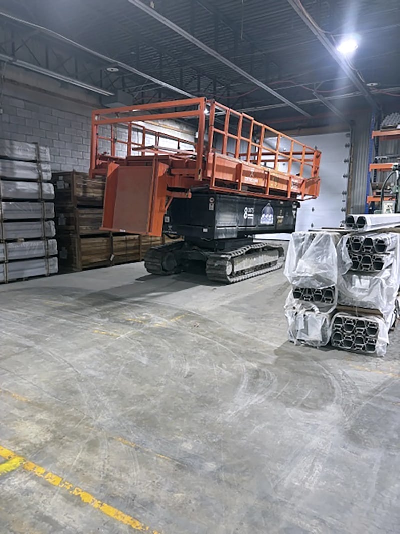 6600 lb. Omega Design #830TS, 31' lift height, 15' x7' platform, 2021