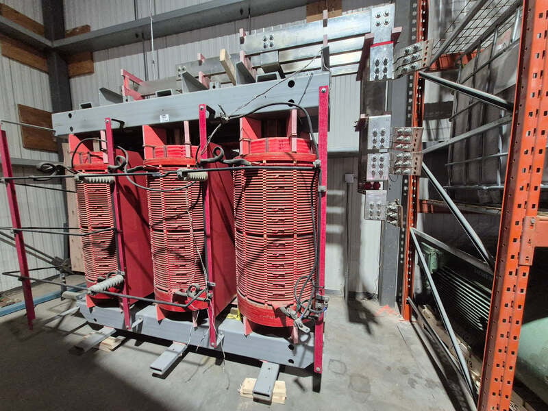 2000 KVA 25000 Primary, 600 Secondary, Cutler-Hammer, Dry-Type Power Transformer