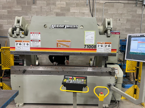100 Ton, Accurpress #71008, CNC Hydraulic Press Brake, 8' overall, 76" between housing, 8" stroke, 16" open