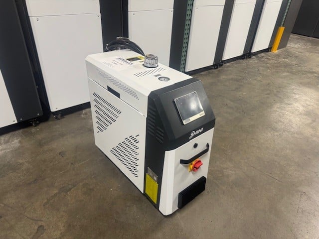 12 KW Shini #STM-1220-O, hot oil temperature control unit, 2.5 HP, 460 V., closed loop shell & tube cooling