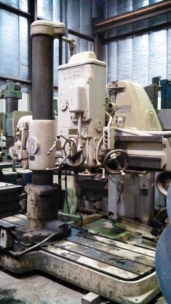 4' -11" Cincinnati #Bickford, 35-1850 RPM, #4MT, power clamping & elevation, coolant, box table