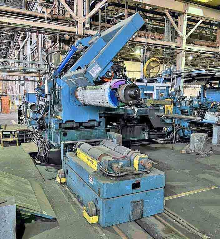 35000 lb. Stamco, double end turret type uncoiler, 60" capacity, hydraulic expansion, pumpkin tooth mandrels