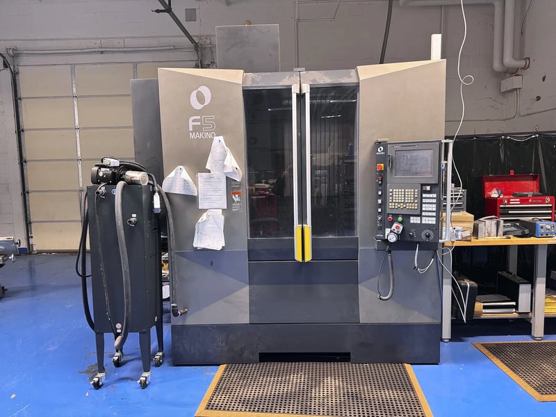 Makino #F5, Vertical Machining Center, 39.4" X, 19.7" Y, 17.7" Z, 30-station automatic tool changer