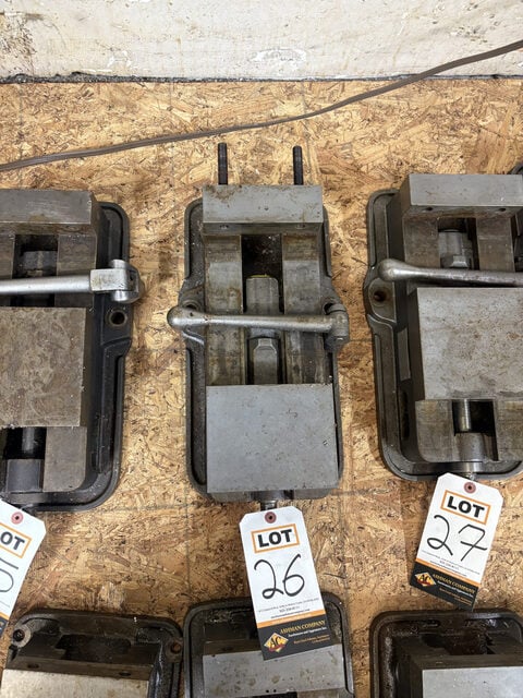 6" Kurt, heavy duty vise
