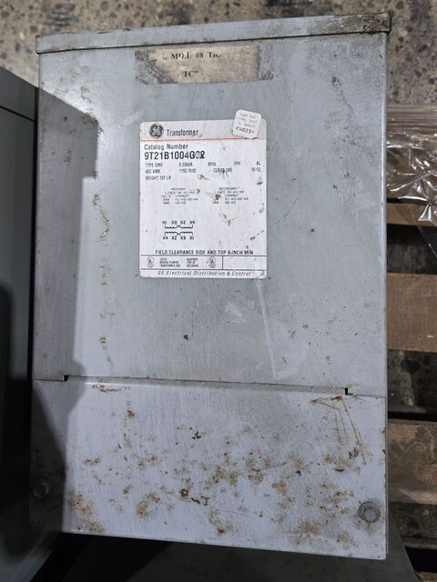 5 KVA 240/480 Volts Primary, 120/240 Volts Secondary, General Electric #9T21B1004G02, Transformer, 1PH