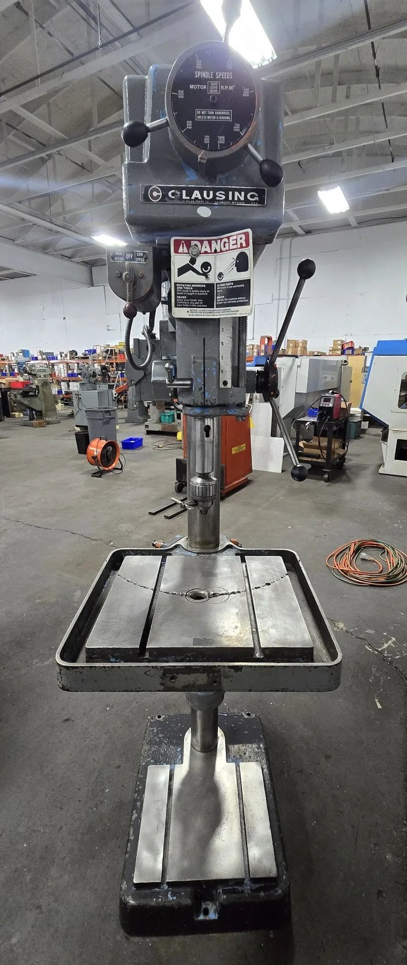 Clausing #2276, 20" Floor Drill Press, 1-1/4" Capacity, Variable Speed, 150-2,000 RPM