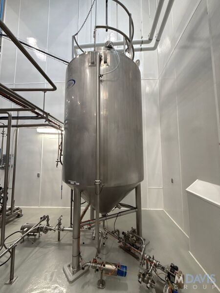 1200 gallon Qualtech, Stainless Steel Jacketed Vertical Mix Tank, 60" diameter x 84" height, 70 psig water /