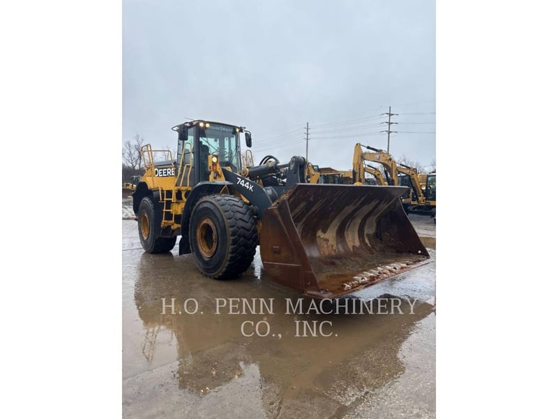 John Deere 744, Wheel Loader, 9846 hours, S/N: 630962, 2010