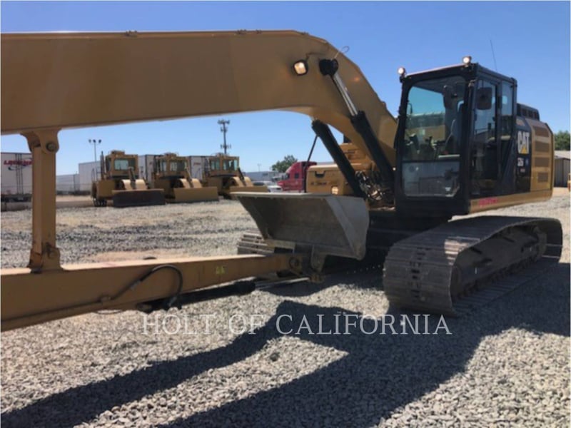 Caterpillar 326FL SLR, 4595 hours, S/N: WGL00560, 2015