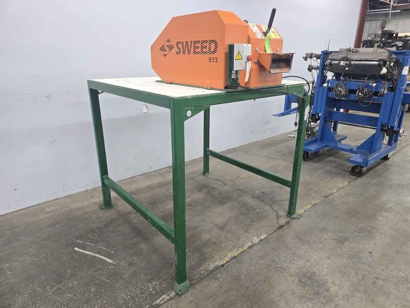 Sweed #513-AH, scrap chopper, 1 rotating knife, 17" x 14.5" discharge opening, 50" clearance, 7.75" W, 3-1/4"