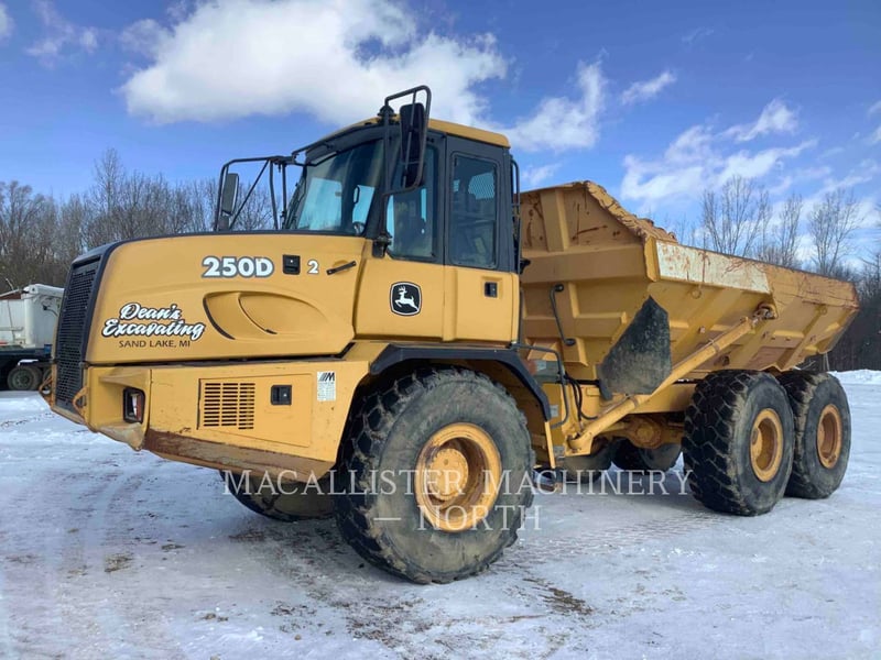 John Deere 250D, Articulated Truck, 10462 hours, S/N: DW250DT608418, 2006