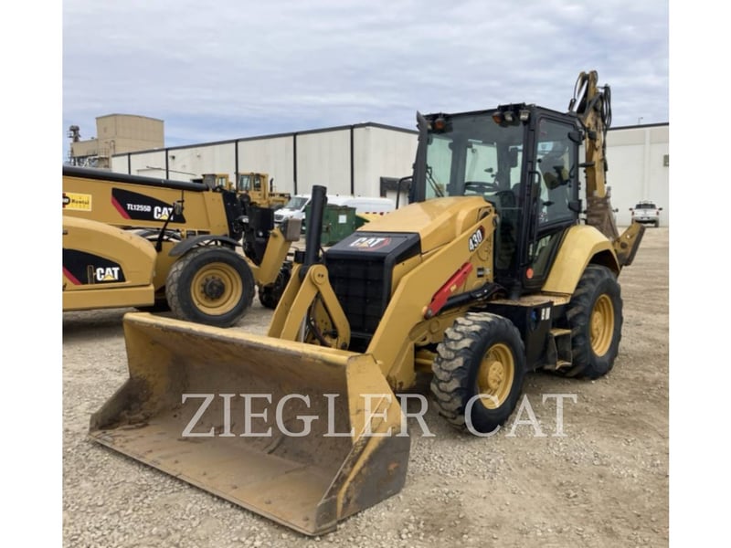Cat 430, Backhoe Loader, 3760 hours, S/N: H8W00305, 2021