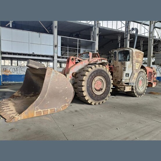 Sandvik #LH517, Scooptram, 9-Yard, 17,042 hours, 2013