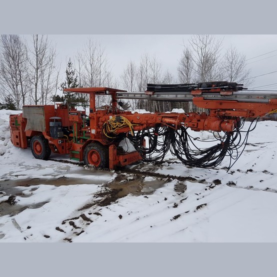 Tamrock Minimatic #H-205, 2-Boom Jumbo Drill