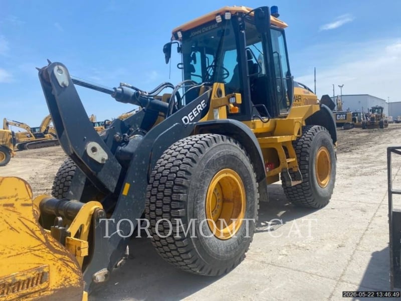 Deere & Co. 524P, Wheel Loader, 2527 hours, S/N: 1DW524PAVMLZ11872, 2021